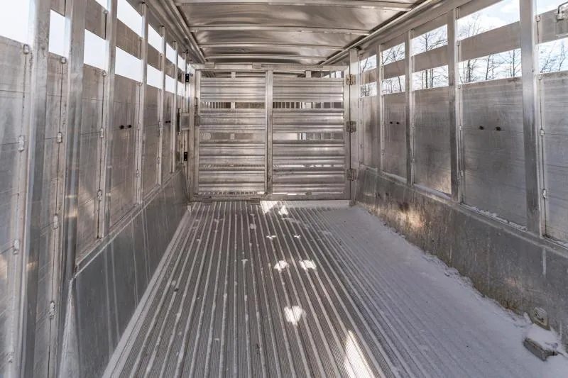 used Stock / Stock Combo Trailers Featherlite  for sale, in North Jackson, OH Thumbnail 13