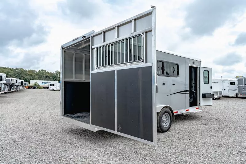 new Horse Trailers Shadow Trailers  for sale, in North Jackson, OH Thumbnail 12