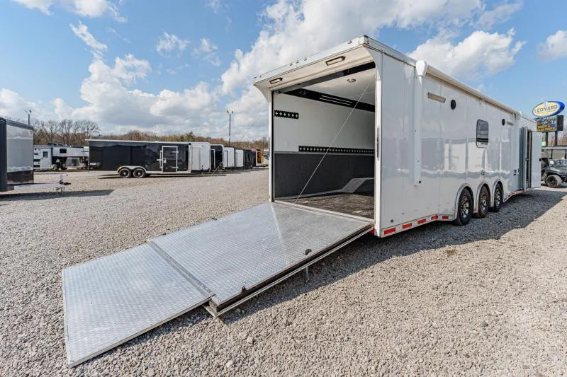used Car Haulers / Racing Trailers Continental Cargo  for sale, in North Jackson, OH Thumbnail 6