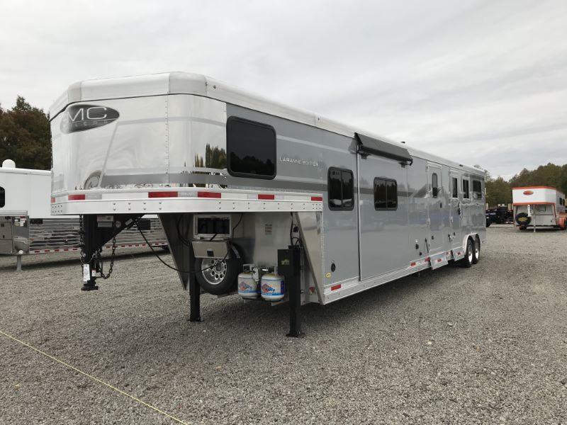 2021 3 HORSE SMC GOOSENECK W/LIVING QUARTERS HORSE TRAILER 2021 3 HORSE SMC GOOSENECK W/LIVING QUARTERS HORSE TRAILER