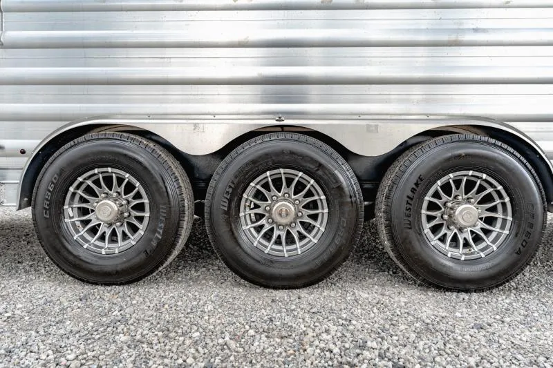 new Horse Trailers Merhow Trailers  for sale, in North Jackson, OH Thumbnail 7