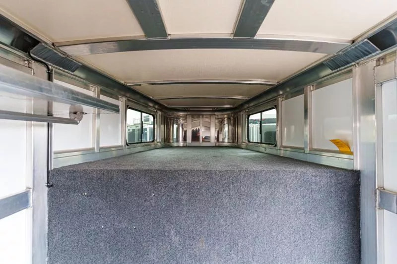 used Horse Trailers Cimarron Trailers  for sale, in North Jackson, OH Thumbnail 19