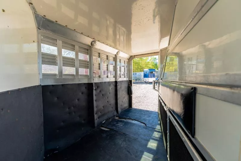 used Horse Trailers Side Kick  for sale, in North Jackson, OH Thumbnail 18