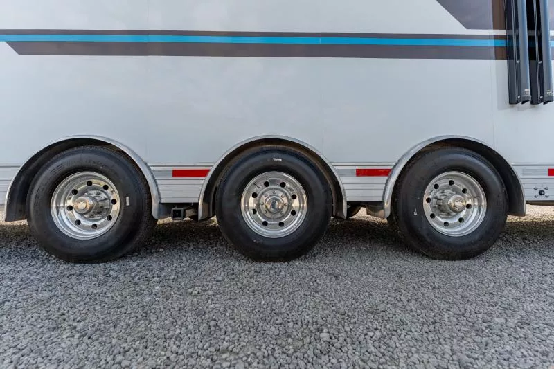 used Toy Haulers Shadow Trailers  for sale, in North Jackson, OH Thumbnail 7