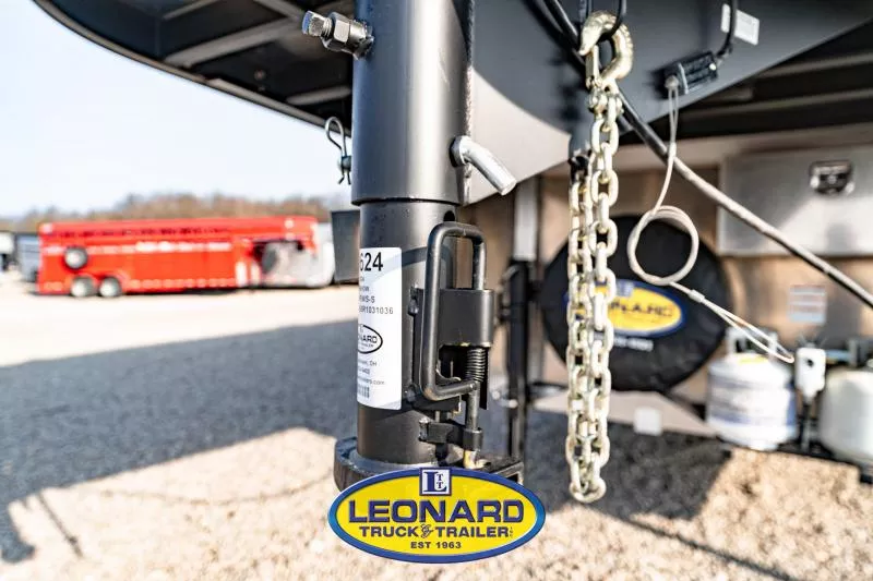 new Horse Trailers Merhow Trailers Other for sale, in North Jackson, OH Thumbnail 4