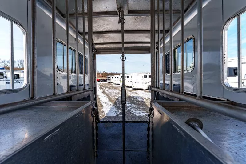 used Horse Trailers Featherlite  for sale, in North Jackson, OH Thumbnail 19