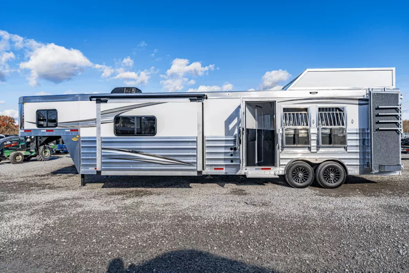 new Horse Trailers Merhow Trailers  for sale, in North Jackson, OH Thumbnail 24