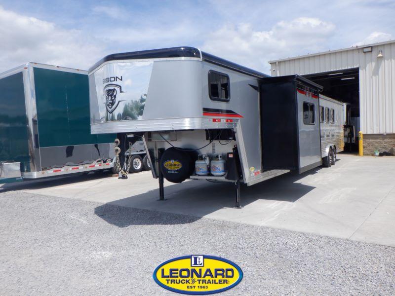 2023 New 4 Horse Bison SV8416SR Gooseneck With 16' Living Quarters Horse Trailer 2023 New 4 Horse Bison SV8416SR Gooseneck With 16' Living Quarters Horse Trailer