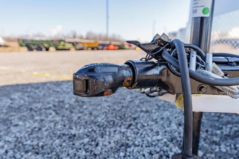 new Horse Trailers Shadow Trailers  for sale, in North Jackson, OH Thumbnail 4