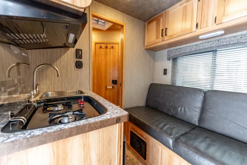 used Horse Trailers Bison Trailers  for sale, in North Jackson, OH Thumbnail 11