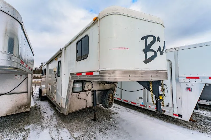 used Horse Trailers Bison Trailers  for sale, in North Jackson, OH Thumbnail 3