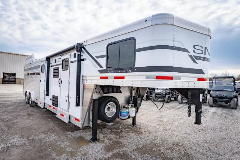 2025 SMC Horse Trailers PLE8169SR Stock / Stock Combo Trailer