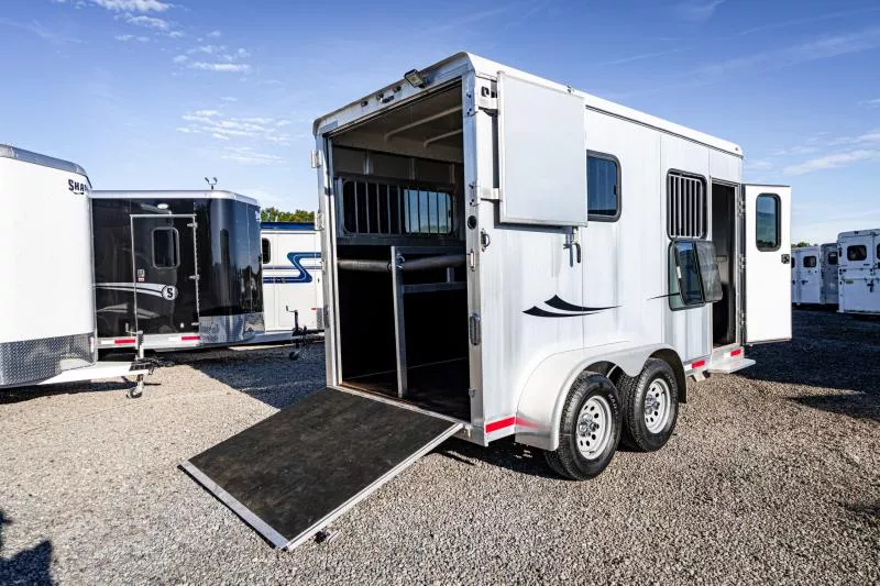used Horse Trailers Shadow Trailers  for sale, in North Jackson, OH Thumbnail 12