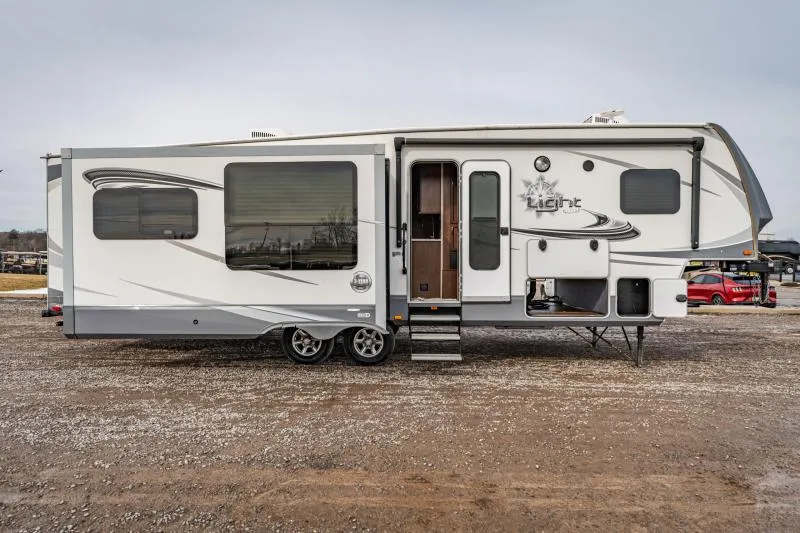 used Travel Trailers Highland Ridge RV  for sale, in North Jackson, OH Thumbnail 23