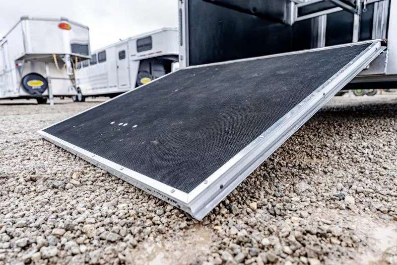 new Horse Trailers Merhow Trailers  for sale, in North Jackson, OH Thumbnail 15