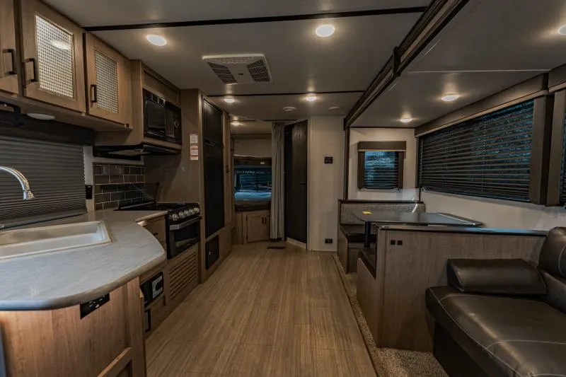 used Travel Trailers Keystone RV  for sale, in North Jackson, OH Thumbnail 17