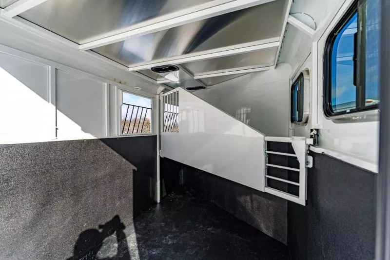 used Horse Trailers Trails West  for sale, in North Jackson, OH Thumbnail 17