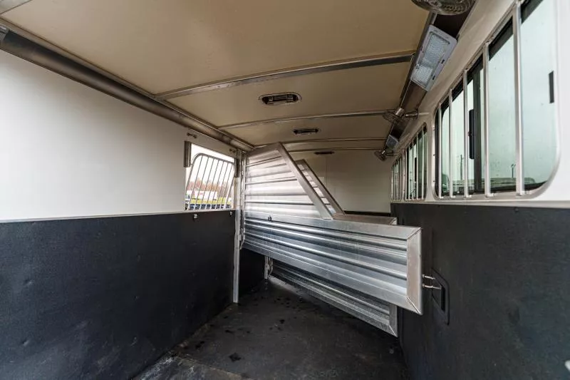 used Horse Trailers Cimarron Trailers  for sale, in North Jackson, OH Thumbnail 16