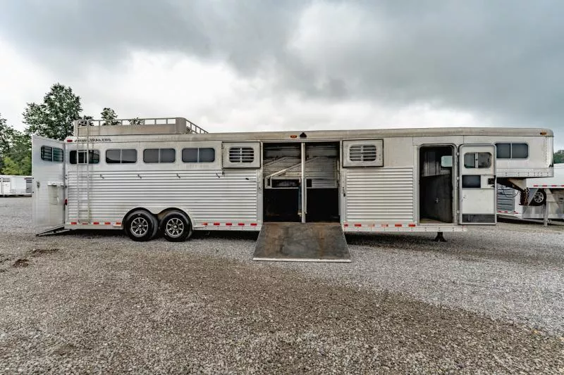 used Horse Trailers Elite Trailers  for sale, in North Jackson, OH Thumbnail 11