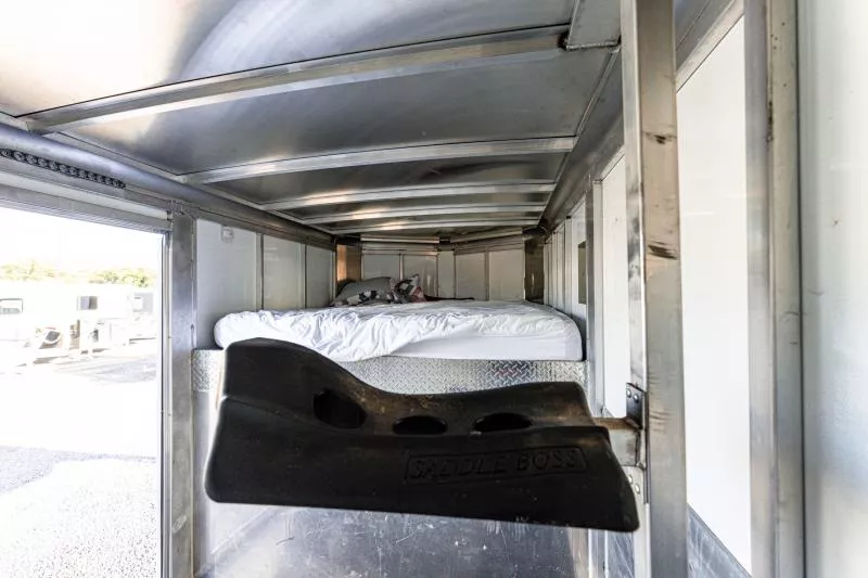 used Horse Trailers Sundowner Trailers  for sale, in North Jackson, OH Thumbnail 17