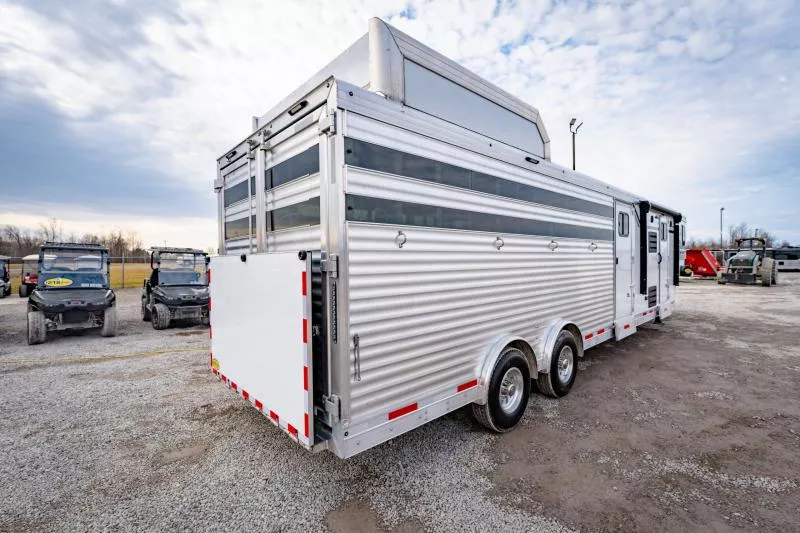 new Stock / Stock Combo Trailers SMC Horse Trailers  for sale, in North Jackson, OH Thumbnail 8
