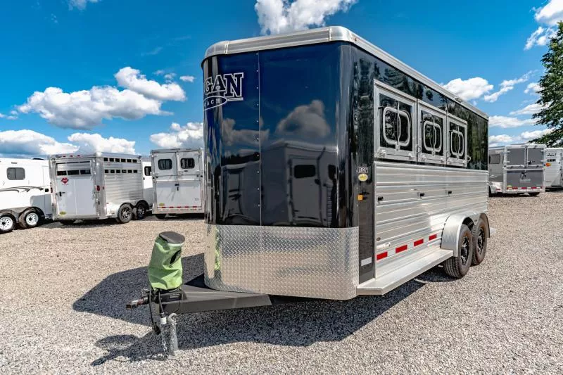 used Horse Trailers Logan Coach  for sale, in North Jackson, OH Thumbnail 2
