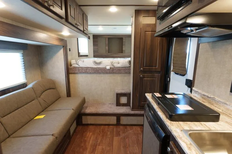 used Horse Trailers Shadow Trailers  for sale, in North Jackson, OH Thumbnail 22