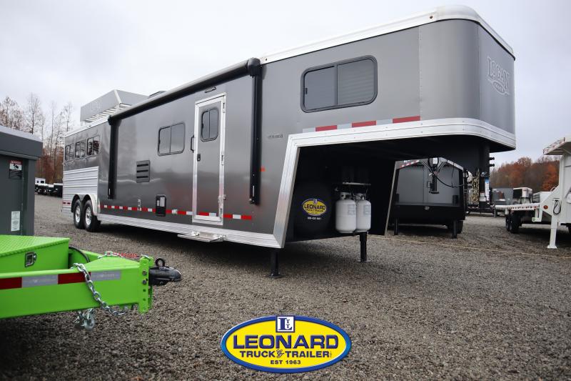 2023 Logan Coach L8314SO Horse Trailer 2023 Logan Coach L8314SO Horse Trailer