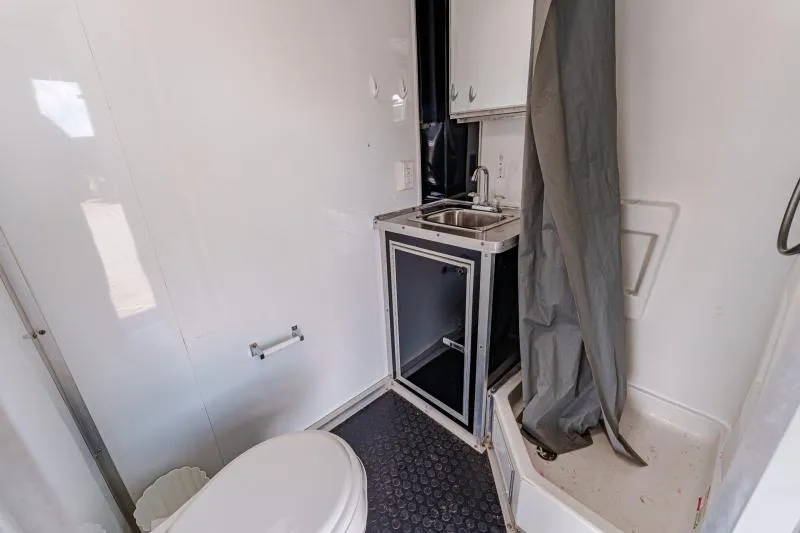 used Car Haulers / Racing Trailers Continental Cargo  for sale, in North Jackson, OH Thumbnail 11