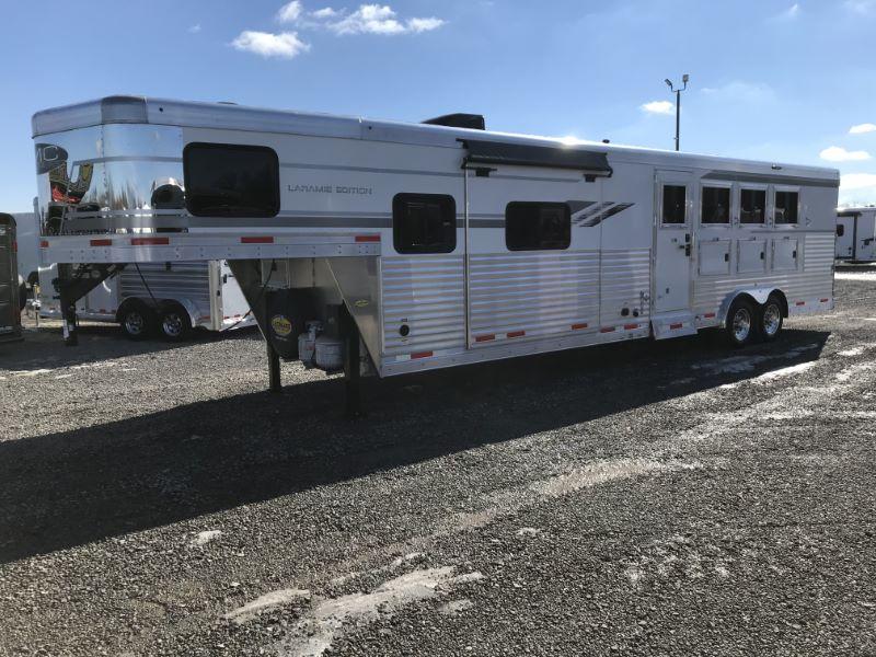 2021 2 HORSE SMC GOOSENECK WITH LIVING QUARTERS Living Quarter Trailers For Sale Classifieds