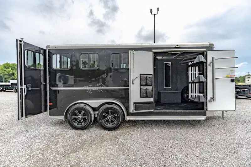 used Horse Trailers Sundowner Trailers  for sale, in North Jackson, OH Thumbnail 12