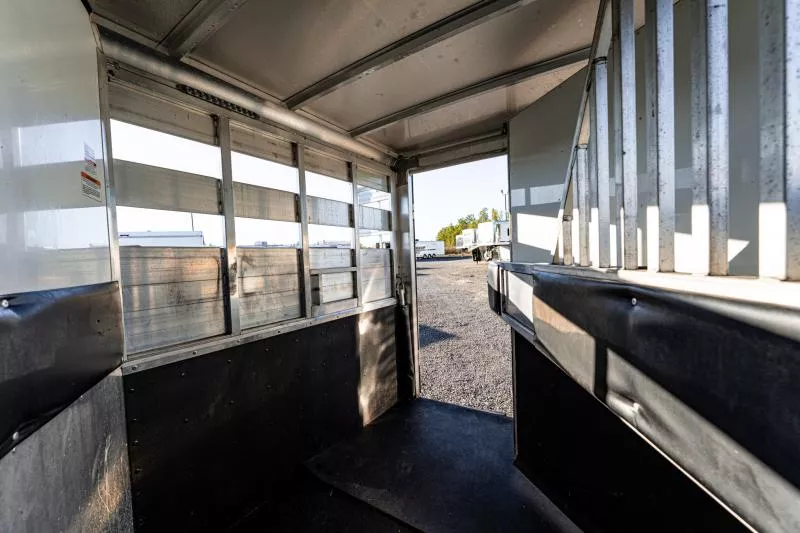 used Horse Trailers Sundowner Trailers  for sale, in North Jackson, OH Thumbnail 15