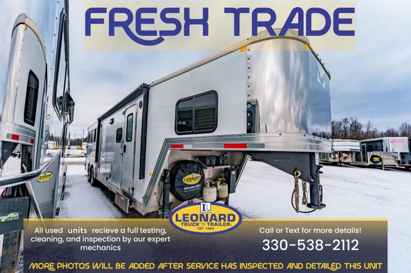 2020 Merhow Trailers 8314 Horse Trailer