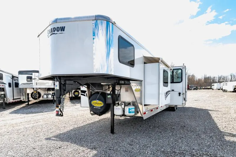 used Horse Trailers Shadow Trailers  for sale, in North Jackson, OH Thumbnail 11