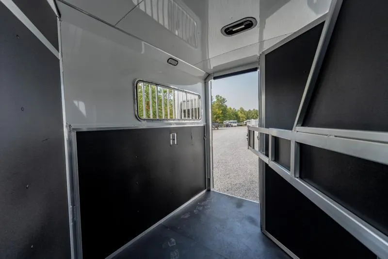 new Horse Trailers Shadow Trailers  for sale, in North Jackson, OH Thumbnail 22