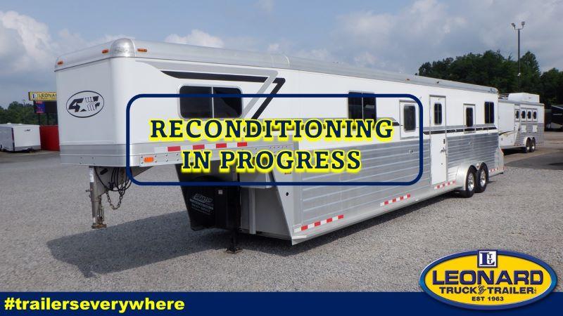 2016 4 HORSE 4 STAR GOOSENECK HEAD TO HEAD HORSE TRAILER 2016 4 HORSE 4 STAR GOOSENECK HEAD TO HEAD HORSE TRAILER
