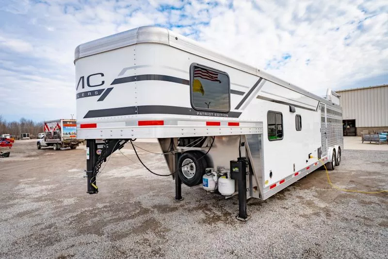 new Stock / Stock Combo Trailers SMC Horse Trailers  for sale, in North Jackson, OH Thumbnail 2