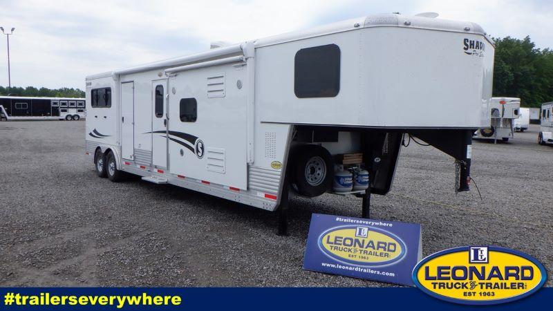 2020 3 HORSE SHADOW GOOSENECK WITH LIVING QUARTERS 2020 3 HORSE SHADOW GOOSENECK WITH LIVING QUARTERS