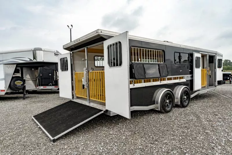 used Stock / Stock Combo Trailers Sundowner Trailers  for sale, in North Jackson, OH Thumbnail 12