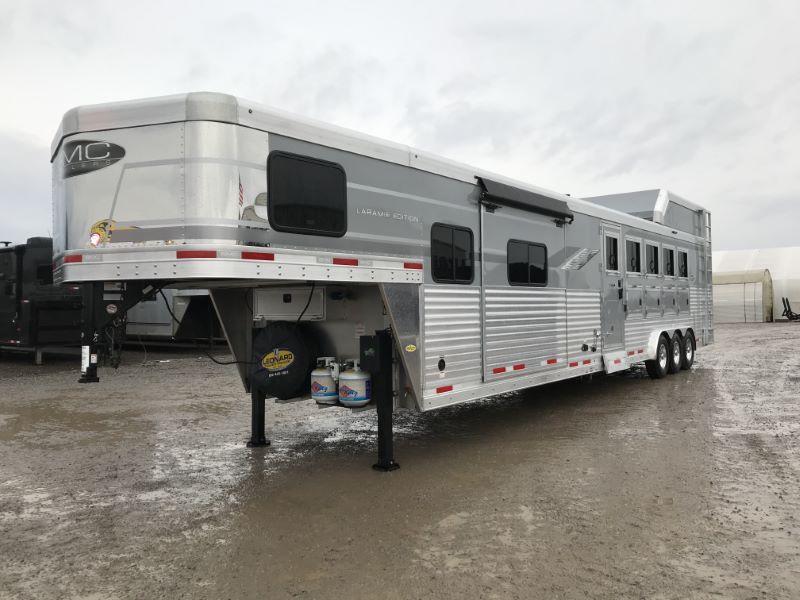2021 5 HORSE SMC GOOSENECK WITH LIVING QUARTERS HORSE TRAILER 2021 5 HORSE SMC GOOSENECK WITH LIVING QUARTERS HORSE TRAILER