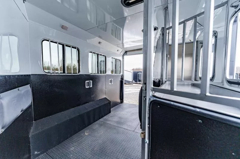 new Horse Trailers Bison Trailers  for sale, in North Jackson, OH Thumbnail 25