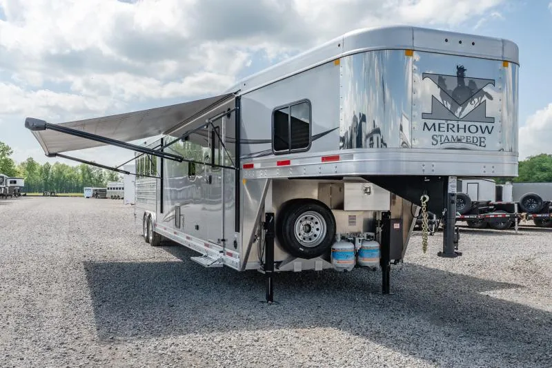 new Horse Trailers Merhow Trailers  for sale, in North Jackson, OH Thumbnail 11