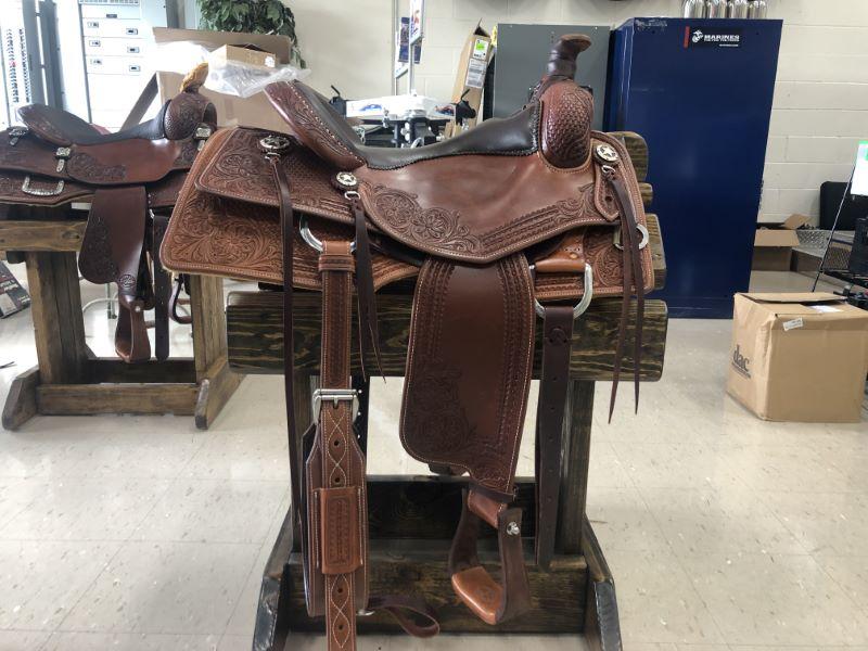 NEW BOBS CUSTOM SADDLE NEW BOBS CUSTOM SADDLE