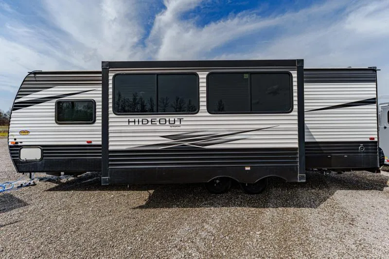 used Travel Trailers Keystone RV  for sale, in North Jackson, OH Thumbnail 13