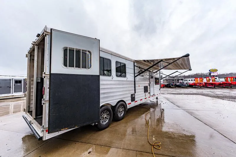 used Horse Trailers Exiss Trailers  for sale, in North Jackson, OH Thumbnail 22