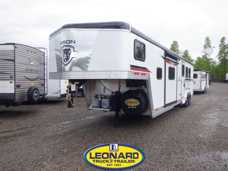 2023 New 3 Horse Bison SV8313BS Gooseneck 13' Living Quarters Horse Trailer 2023 New 3 Horse Bison SV8313BS Gooseneck 13' Living Quarters Horse Trailer