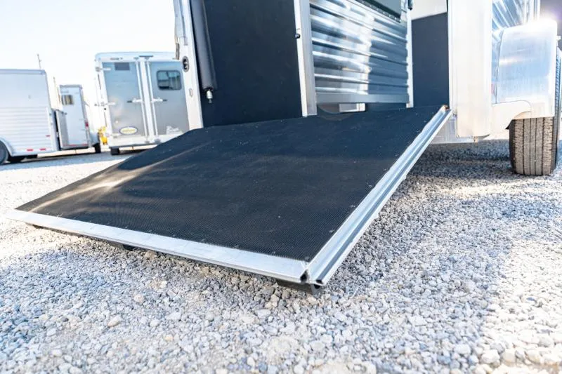 new Horse Trailers Cimarron Trailers  for sale, in North Jackson, OH Thumbnail 13