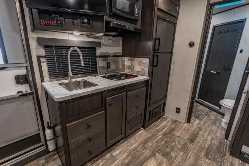 new Horse Trailers Bison Trailers  for sale, in North Jackson, OH Thumbnail 25