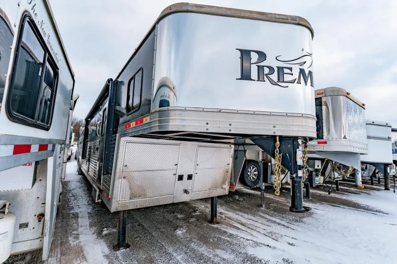 2018 Bison Trailers 8417PR Horse Trailer