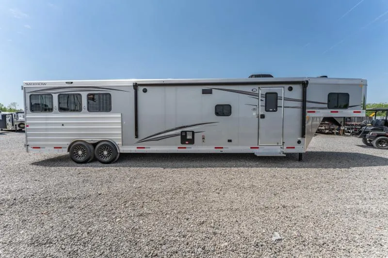 new Horse Trailers Merhow Trailers  for sale, in North Jackson, OH Thumbnail 7